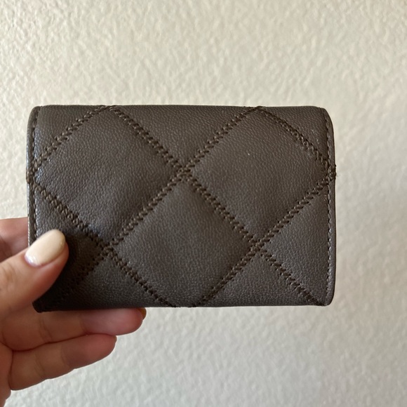 LIKE NEW ☀️ Tory Burch Willa Card Case - Picture 5 of 6